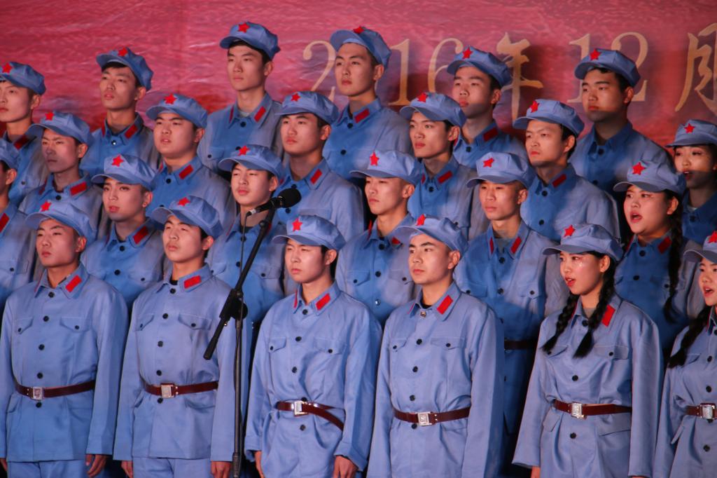 精神饱满的同学们